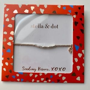 Stella & Dot | Wishing bracelet bisous